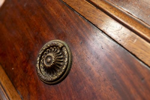 ANTIQUE MAHOGANY WARDROBE OF VERY UNUSUAL SIZE - ADDITIONAL PHOTO 8