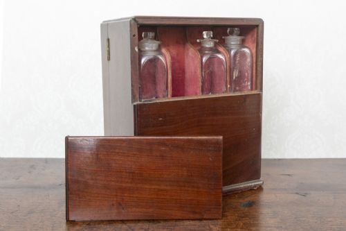 VETERINARY CABINET - ADDITIONAL PHOTO 7