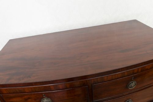 MAHOGANY BOW FRONT DRESSING CHEST IN FINE ORIGINAL CONDITION - ADDITIONAL PHOTO 4