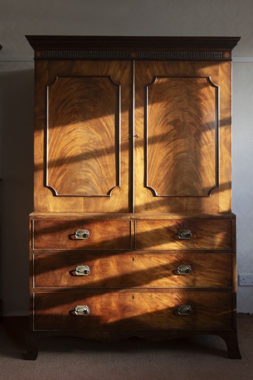 18th century mahogany press cupboard - CATEGORY: ANTIQUE CUPBOARDS - DATED 1800