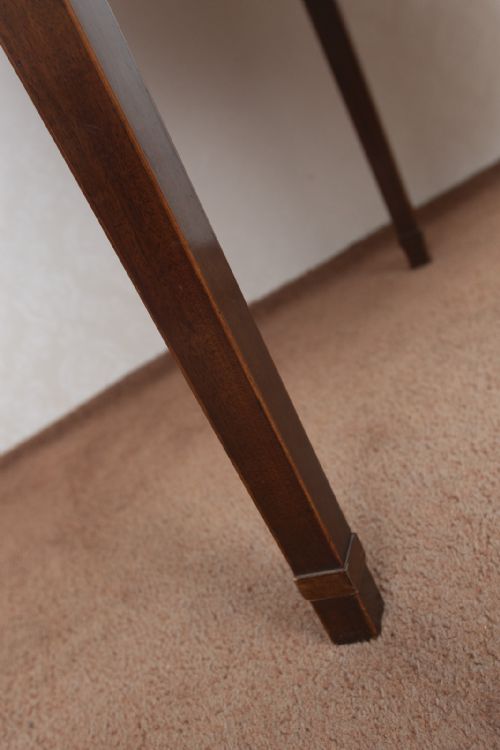 18TH CENTURY MAHOGANY PEMBROKE TABLE OF OVAL SHAPE - ADDITIONAL PHOTO 3