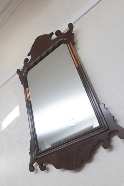 ANTIQUE MAHOGANY CHIPPENDALE STYLE WALL MIRROR - ADDITIONAL PHOTO 3