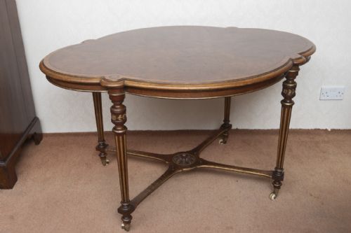exceptional mid victorian burr walnut centre table - CATEGORY: ANTIQUE TABLES - DATED 1860