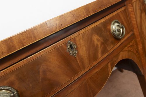 GEORGIAN MAHOGANY BOW FRONT SIDEBOARD WITH WONDERFUL INLAY - ADDITIONAL PHOTO 3