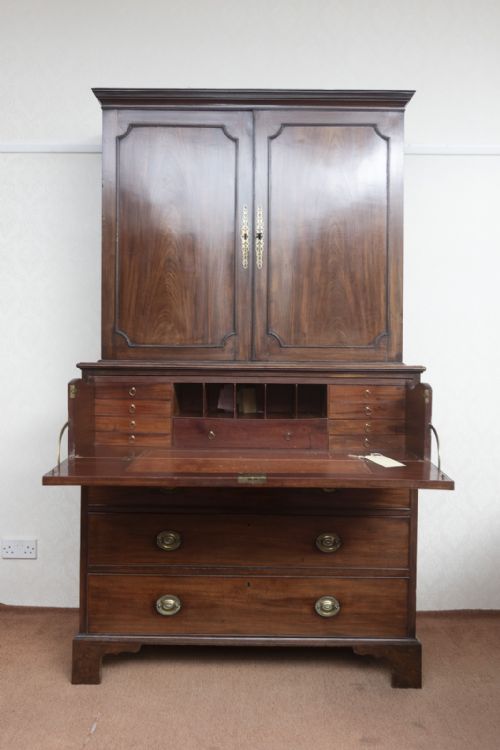 EXTREMELY FINE GEORGE III MAHOGANY SECRETAIRE BOOKCASE - ADDITIONAL PHOTO 3