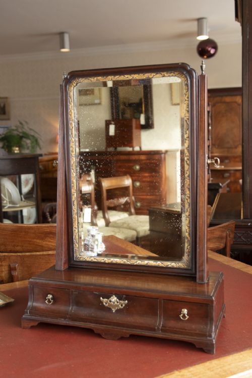 late 18th century mahogany dressing table mirror - CATEGORY: ANTIQUE MIRRORS - DATED GEORGIAN