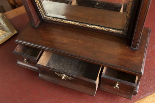 LATE 18TH CENTURY MAHOGANY DRESSING TABLE MIRROR - ADDITIONAL PHOTO 7