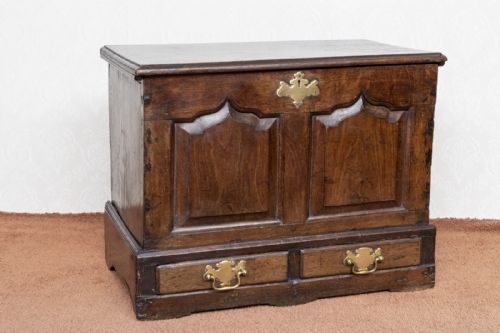 EARLY 18TH CENTURY OAK WELSH COFFER BACH - ADDITIONAL PHOTO 2