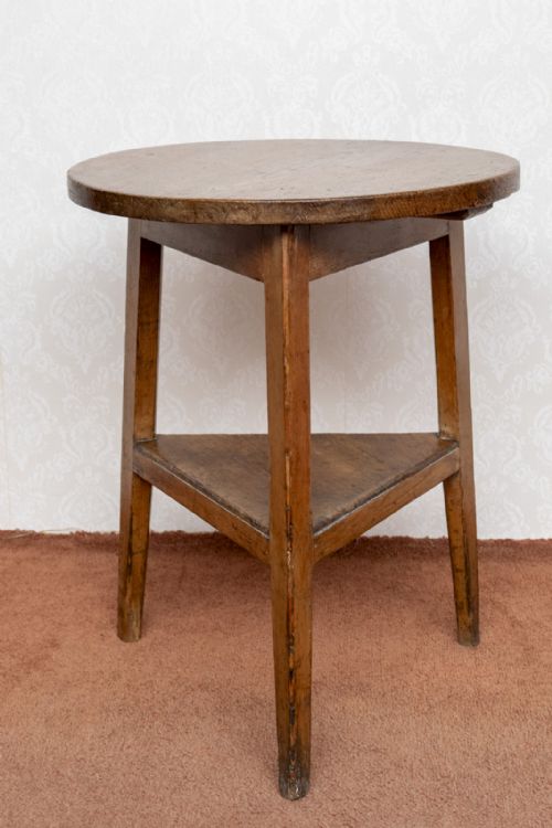 VICTORIAN CRICKET TABLE WITH A SOLID PINE TOP - ADDITIONAL PHOTO 1