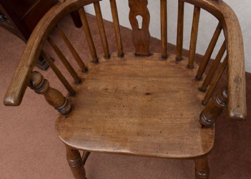 PAIR OF EARLY 19TH CENTURY ASH WINDSOR CHAIRS - ADDITIONAL PHOTO 4