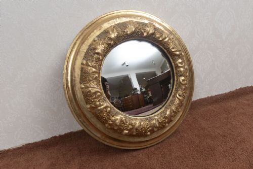 UNUSUALLY SMALL FRENCH CARVED GILTWOOD MIRROR - ADDITIONAL PHOTO 1