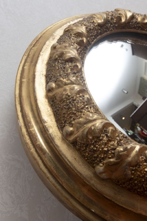 UNUSUALLY SMALL FRENCH CARVED GILTWOOD MIRROR - ADDITIONAL PHOTO 4