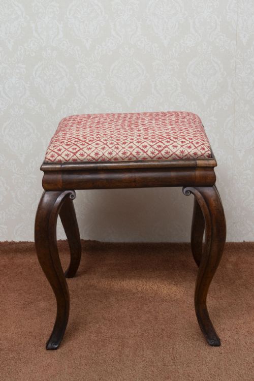 GOOD VICTORIAN SOLID ROSEWOOD FOOT STOOL - ADDITIONAL PHOTO 2