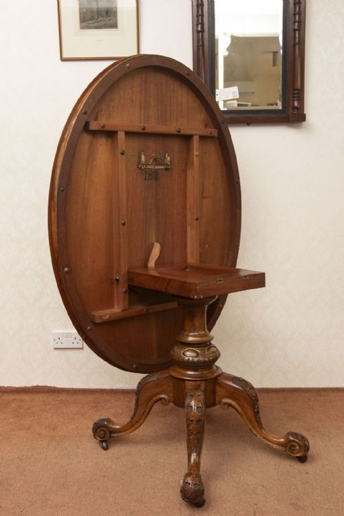 VICTORIAN OVAL LOO TABLE IN BURR WALNUT - ADDITIONAL PHOTO 4
