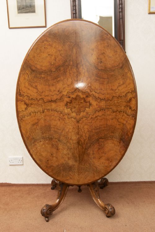 VICTORIAN OVAL LOO TABLE IN BURR WALNUT - ADDITIONAL PHOTO 9