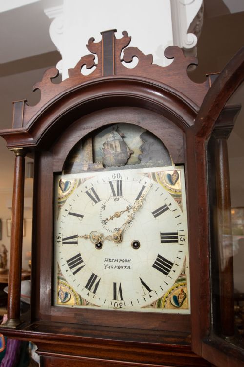 GEORGE IV LONGCASE CLOCK WITH MOVEMENT BY SIMPSON YARMOUTH - ADDITIONAL PHOTO 3