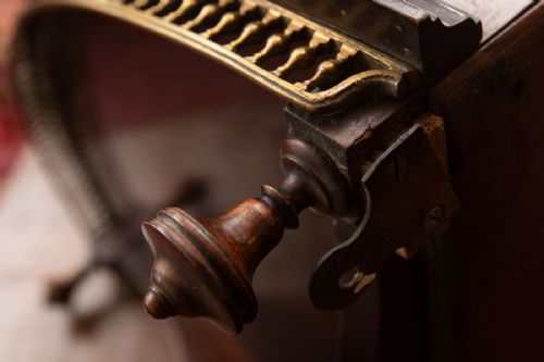 ANTIQUE HANGING CORNER CUPBOARD - ADDITIONAL PHOTO 1