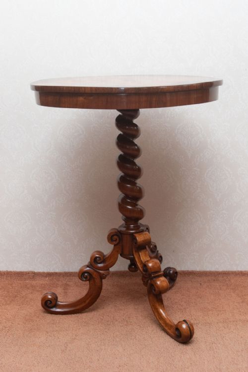 FINE QUALITY ROSEWOOD CIRCULAR GAMES TABLE - ADDITIONAL PHOTO 1