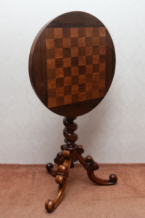 FINE QUALITY ROSEWOOD CIRCULAR GAMES TABLE - ADDITIONAL PHOTO 4