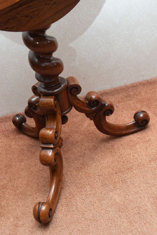 FINE QUALITY ROSEWOOD CIRCULAR GAMES TABLE - ADDITIONAL PHOTO 5