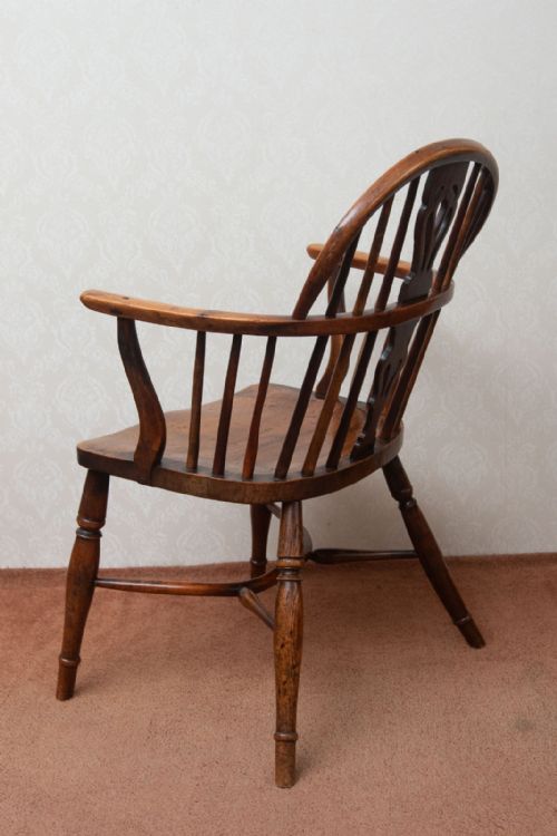 GOOD LOW BACK WINDSOR CHAIR IN YEW WOOD - ADDITIONAL PHOTO 7