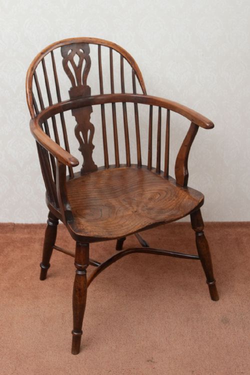 ATTRACTIVE LOW BACK WINDSOR CHAIR IN YEW - ADDITIONAL PHOTO 3