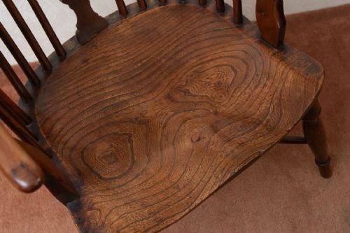 ATTRACTIVE LOW BACK WINDSOR CHAIR IN YEW - ADDITIONAL PHOTO 5