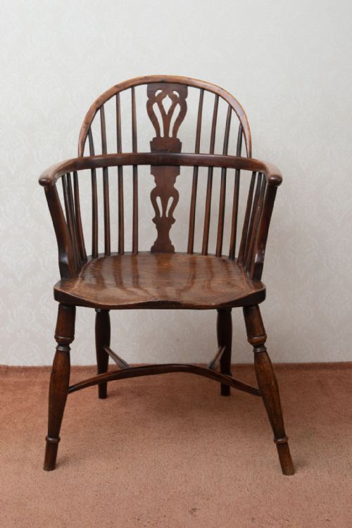 ATTRACTIVE LOW BACK WINDSOR CHAIR IN YEW - ADDITIONAL PHOTO 7