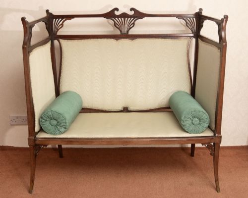 arts and crafts style sofa - CATEGORY: ANTIQUE SOFAS - DATED 19TH CENTURY