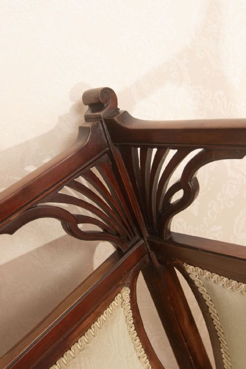 ARTS AND CRAFTS STYLE SOFA - ADDITIONAL PHOTO 6