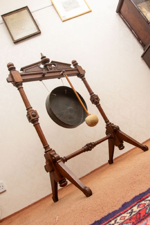 VICTORIAN OAK FRAMED BRONZE GONG - ADDITIONAL PHOTO 3
