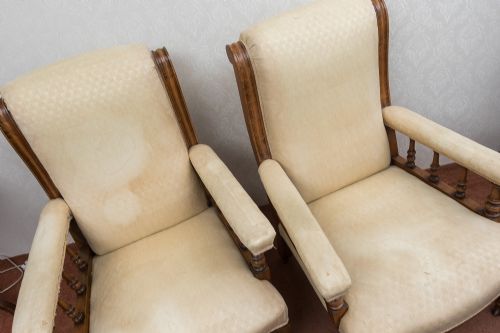 A PAIR OF MID TO LATE VICTORIAN UPHOLSTERED ARMCHAIRS - ADDITIONAL PHOTO 2