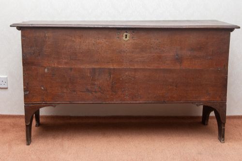 LATE 17TH CENTURY OAK COFFER - ADDITIONAL PHOTO 12