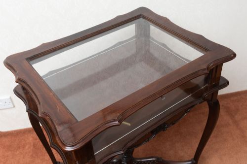 VICTORIAN MAHOGANY GLASS TOPPED DISPLAY CABINET - ADDITIONAL PHOTO 2