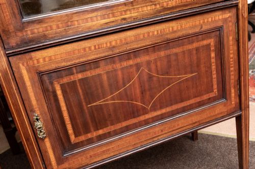 PAIR OF LATE VICTORIAN MAHOGANY INLAID DISPLAY CABINETS - ADDITIONAL PHOTO 5