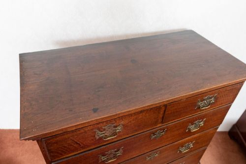 18TH CENTURY OAK CHEST ON STAND - ADDITIONAL PHOTO 7