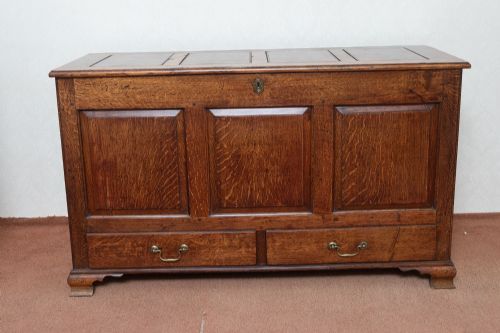 18th century mule chest with three fielded panels to the front - CATEGORY: ANTIQUE CHESTS - DATED 18TH CENTURY