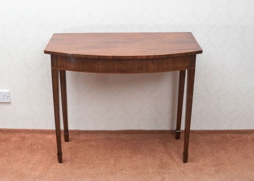 PRETTY MAHOGANY BOW FRONT SIDE TABLE - ADDITIONAL PHOTO 8