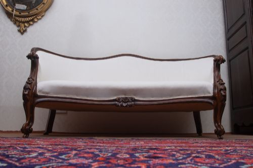 VICTORIAN FRAMED SOFA IN QUALITY MAHOGANY - ADDITIONAL PHOTO 7