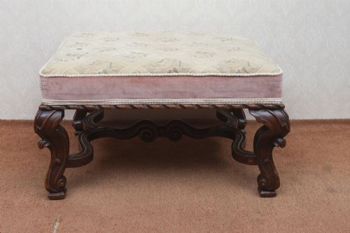 FINE QUALITY 19TH CENTURY CARVED FOOT STOOL - ADDITIONAL PHOTO 6