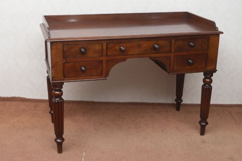 mahogany writingdressing table - CATEGORY: ANTIQUE DRESSING TABLES - DATED 19TH CENTURY