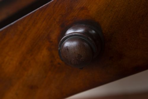 MAHOGANY WRITINGDRESSING TABLE - ADDITIONAL PHOTO 4