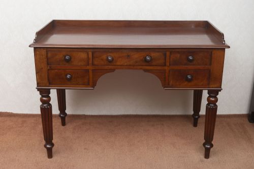MAHOGANY WRITINGDRESSING TABLE - ADDITIONAL PHOTO 8
