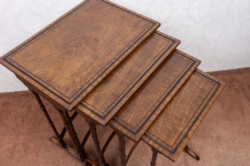 QUARTETTO OF MAHOGANY TABLES IN PERFECT CONDITION - ADDITIONAL PHOTO 3