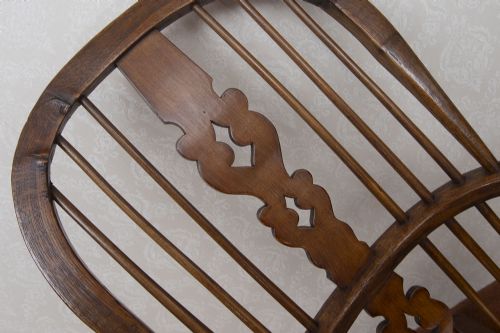 EARLY 19TH CENTURY ASH WINDSOR CHAIR - ADDITIONAL PHOTO 4