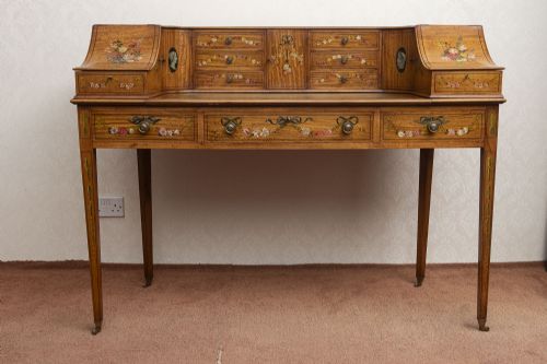 EXTREMELY FINE CARLTON HOUSE WRITING DESK IN SATIN WOOD - ADDITIONAL PHOTO 2