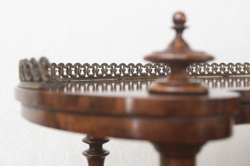 THREE TIER OVAL WHAT NOT - ADDITIONAL PHOTO 9