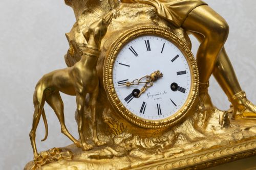 A FRENCH SILK SUSPENSION ORMOLU MANTLE CLOCK - ADDITIONAL PHOTO 3