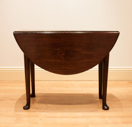 fig 5. A Small Georgian Mahogany Occasional/Supper Table