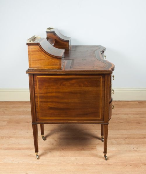 fig 2. A FINE QUALITY MAHOGANY INLAID DESK BY EDWARDS & ROBERTS